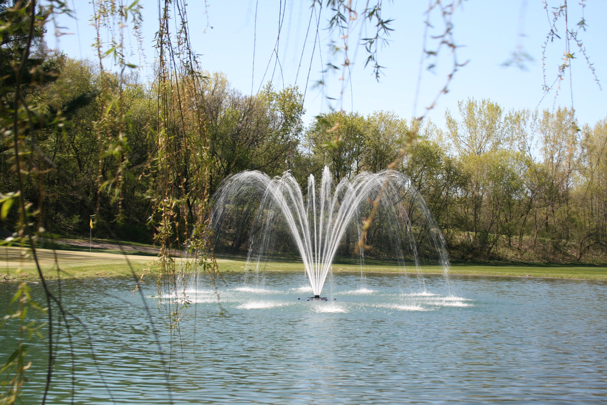 Kasco J Series fountain. Spray Pattern: Palm
