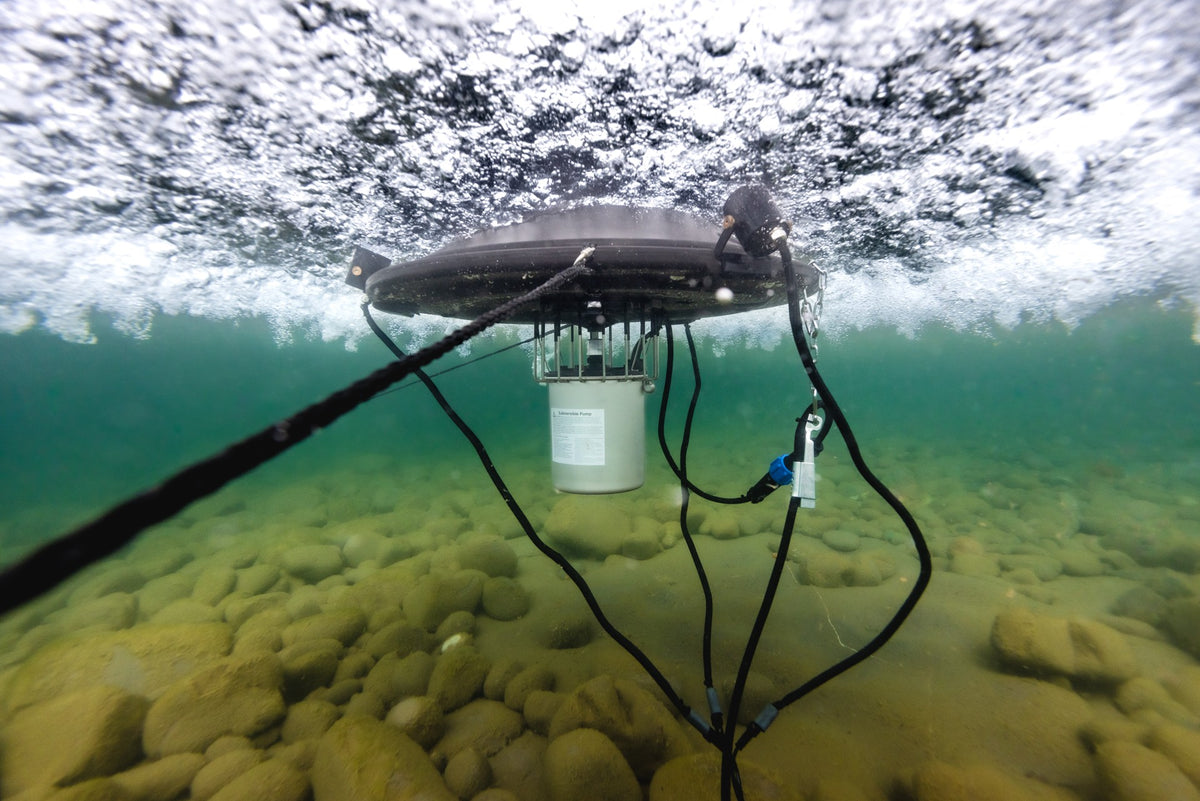 Kasco Surface Aerator operating underwater